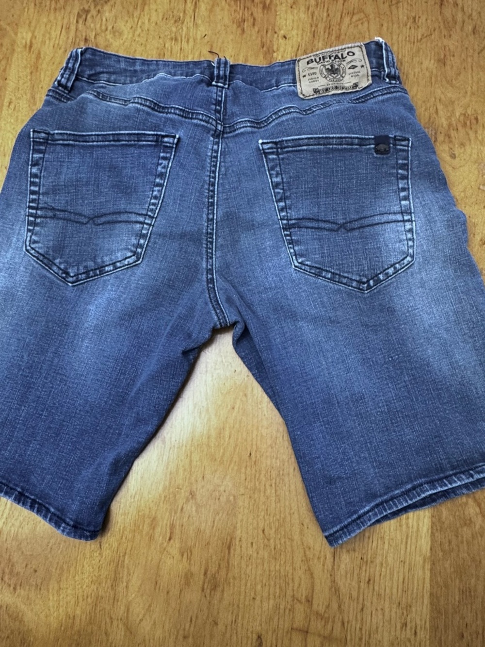 Men’s Buffalo relaxed Jean shorts - size 30 - very good condition - Blue Denim